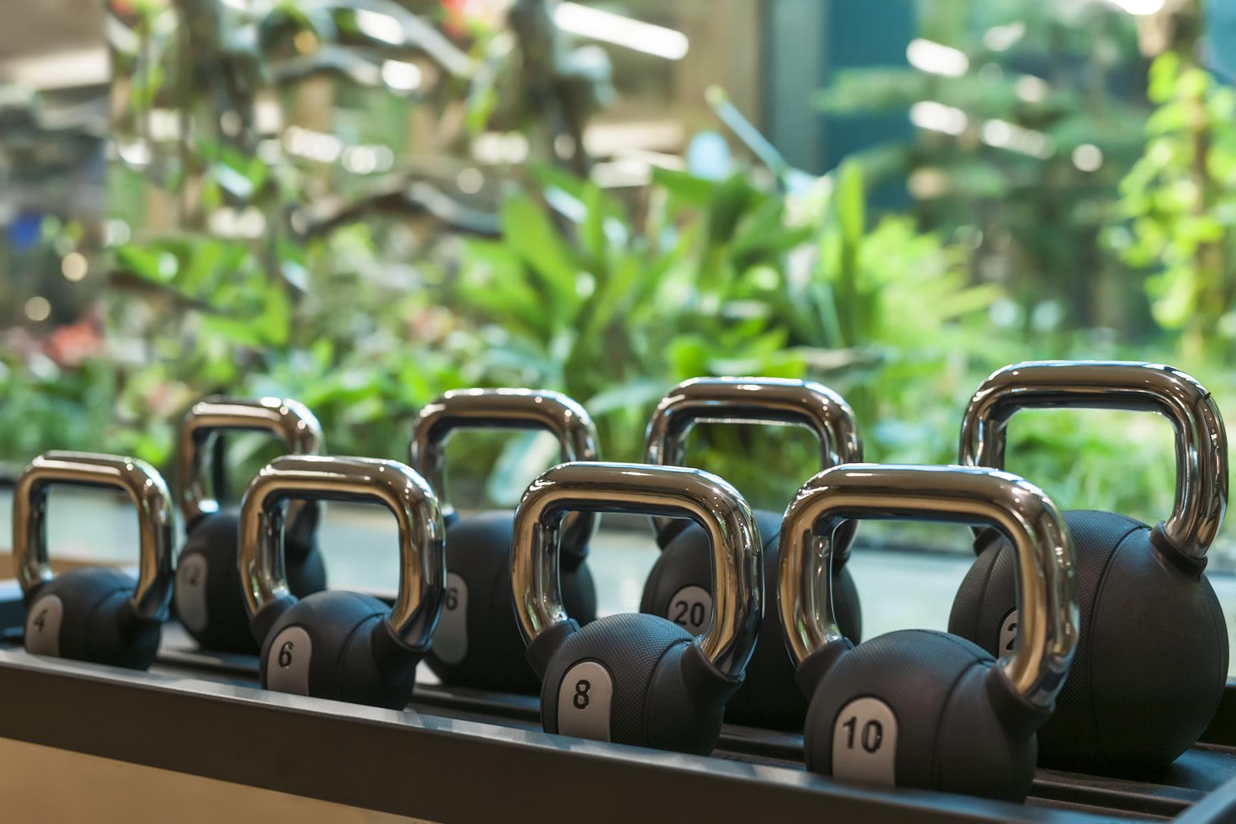 Hotel Elite World Grand Istanbul Basin Ekspres Zewnętrze zdjęcie A rack of kettlebells