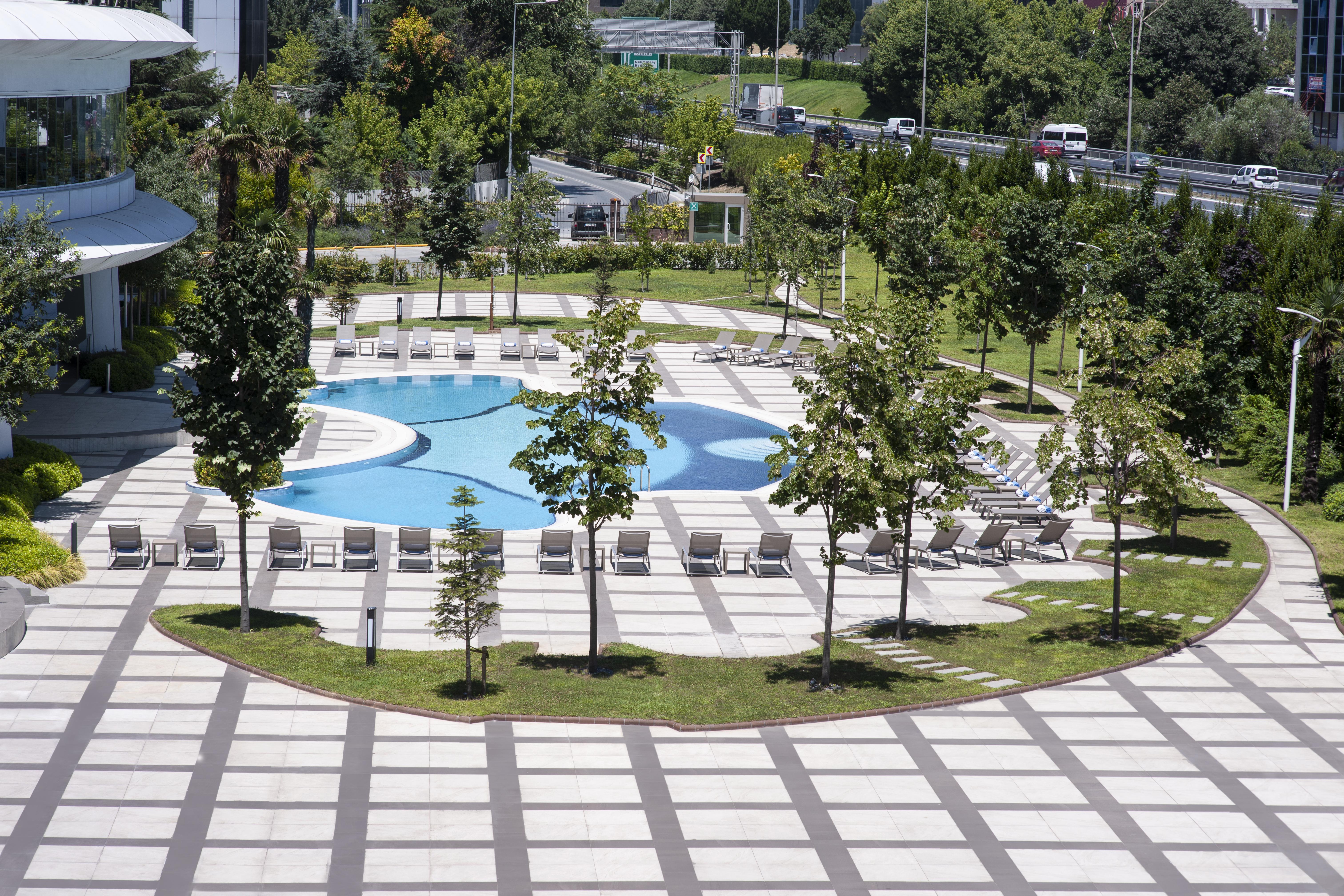 Hotel Elite World Grand Istanbul Basin Ekspres Zewnętrze zdjęcie The park