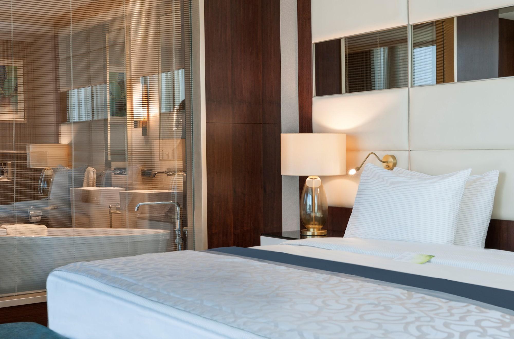 Hotel Elite World Grand Istanbul Basin Ekspres Zewnętrze zdjęcie A bedroom in the hotel