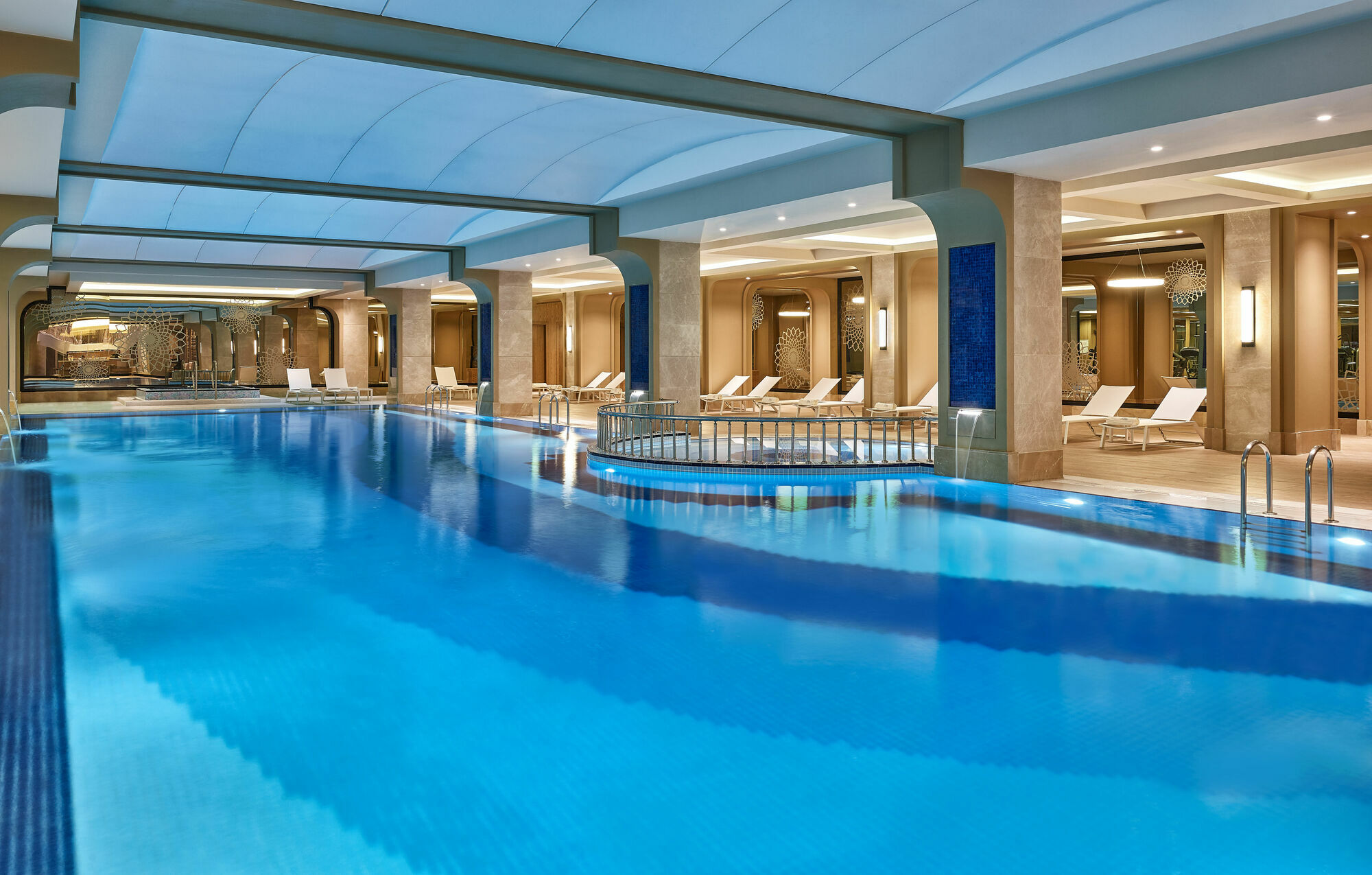 Hotel Elite World Grand Istanbul Basin Ekspres Zewnętrze zdjęcie Indoor pool