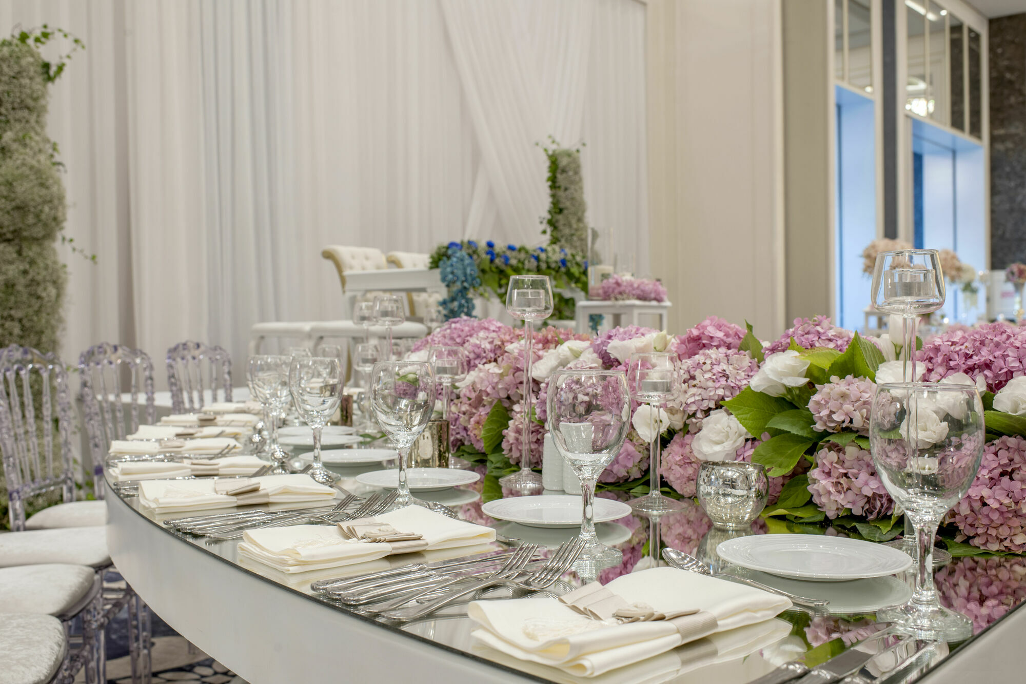 Hotel Elite World Grand Istanbul Basin Ekspres Zewnętrze zdjęcie A table set for a wedding reception